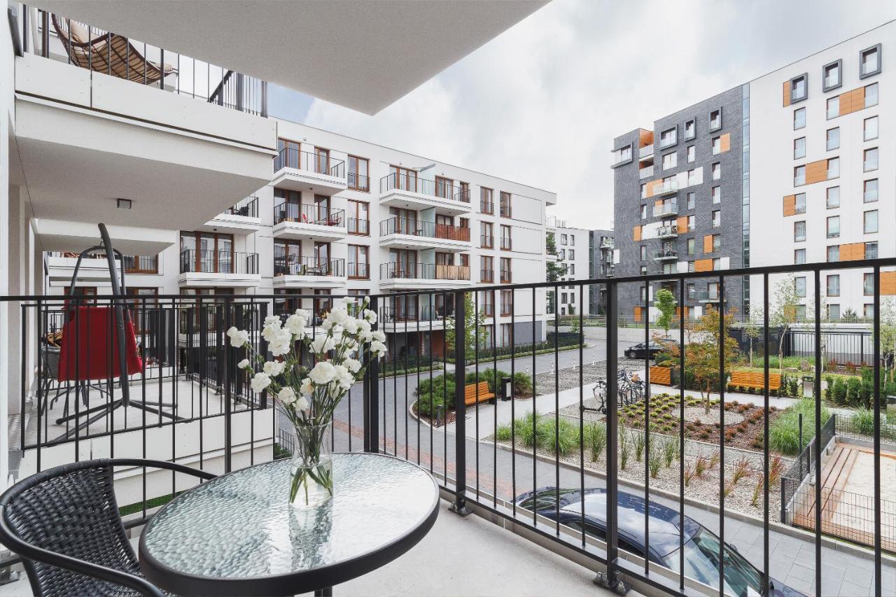Go Rakowicka By Renters Apartament *